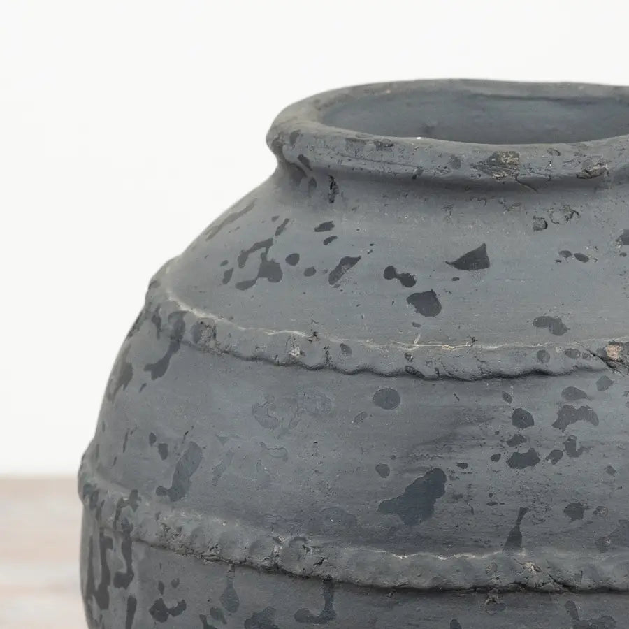 Black Textured Stripe Vase