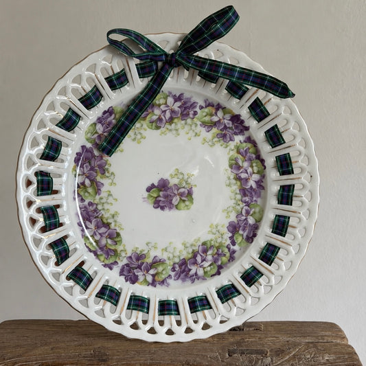 Purple Floral Ribbon Plates
